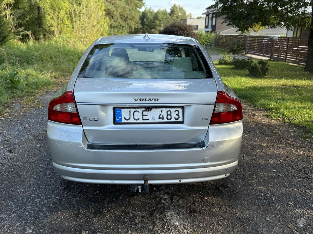 Volvo S80, 2.4 l., Седан