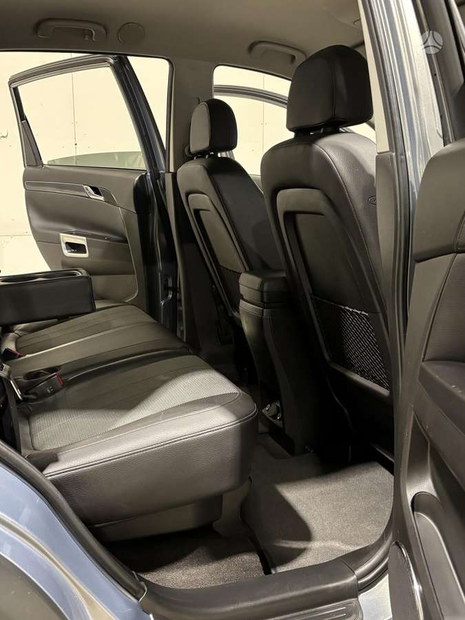 Opel Antara, 2.4 l., Внедорожник / Кроссовер
