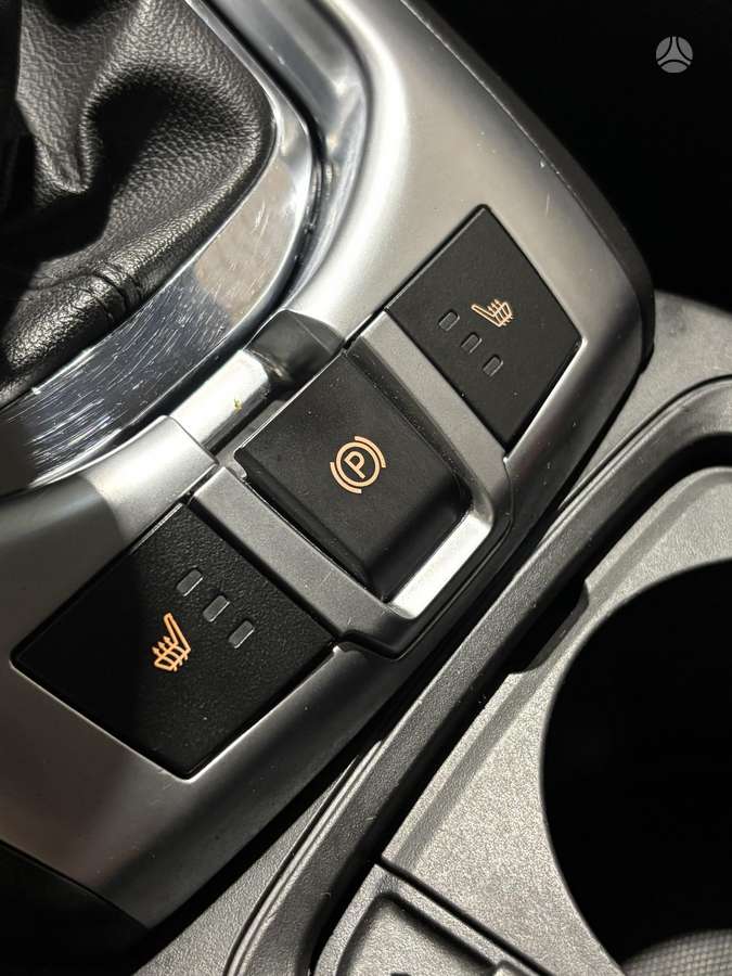 Opel Antara, 2.4 l., Внедорожник / Кроссовер