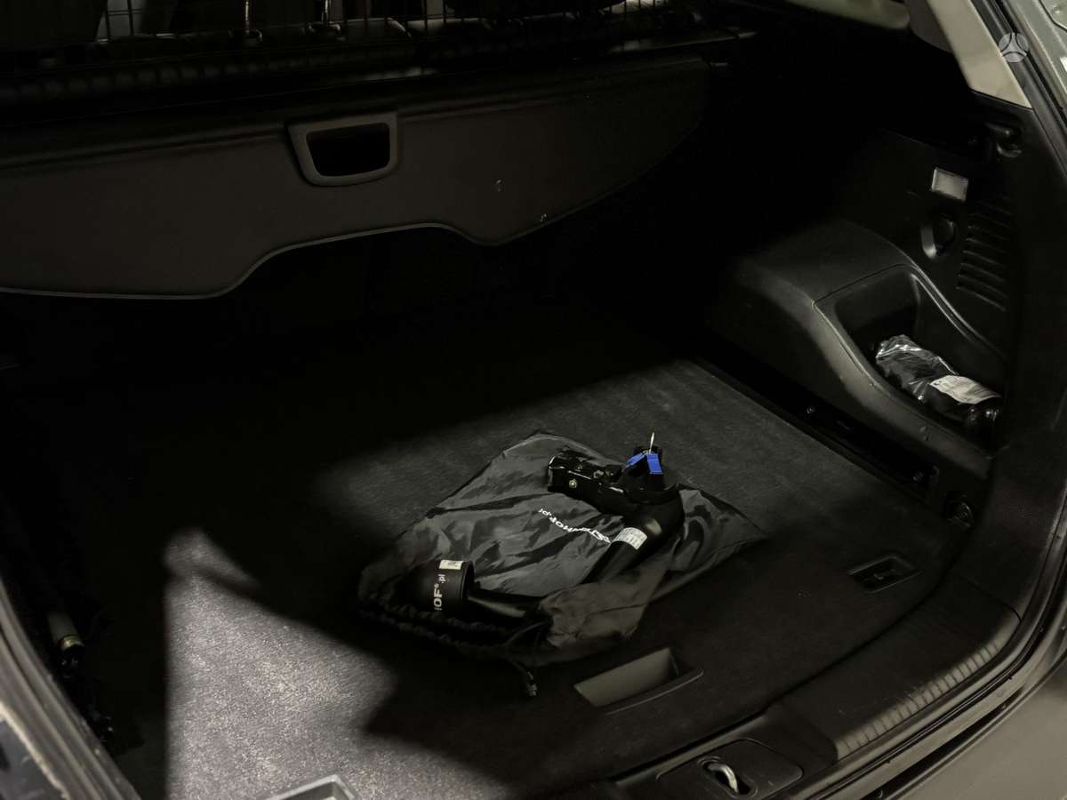 Opel Antara, 2.4 l., Внедорожник / Кроссовер