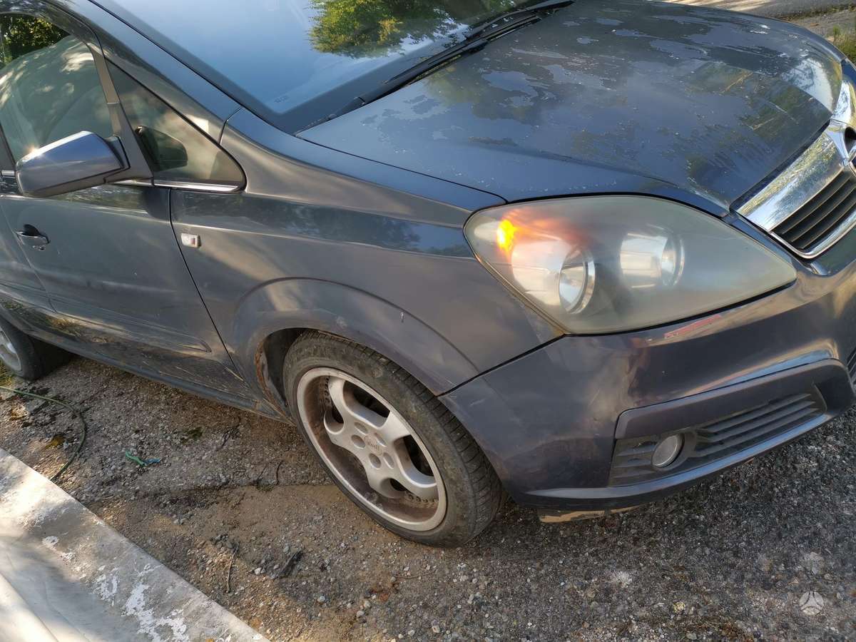 Opel Zafira