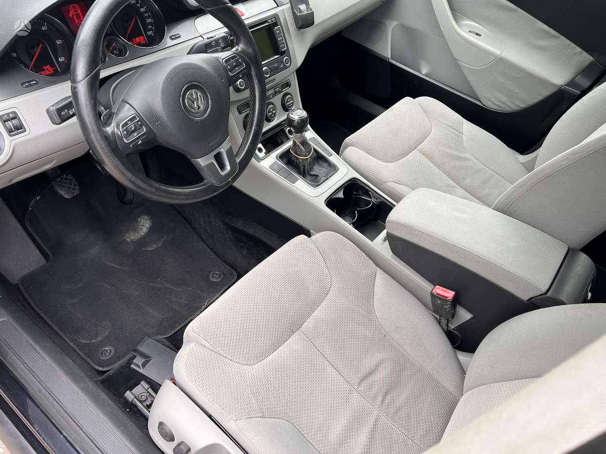 Volkswagen Passat, 2.0 l., Универсал