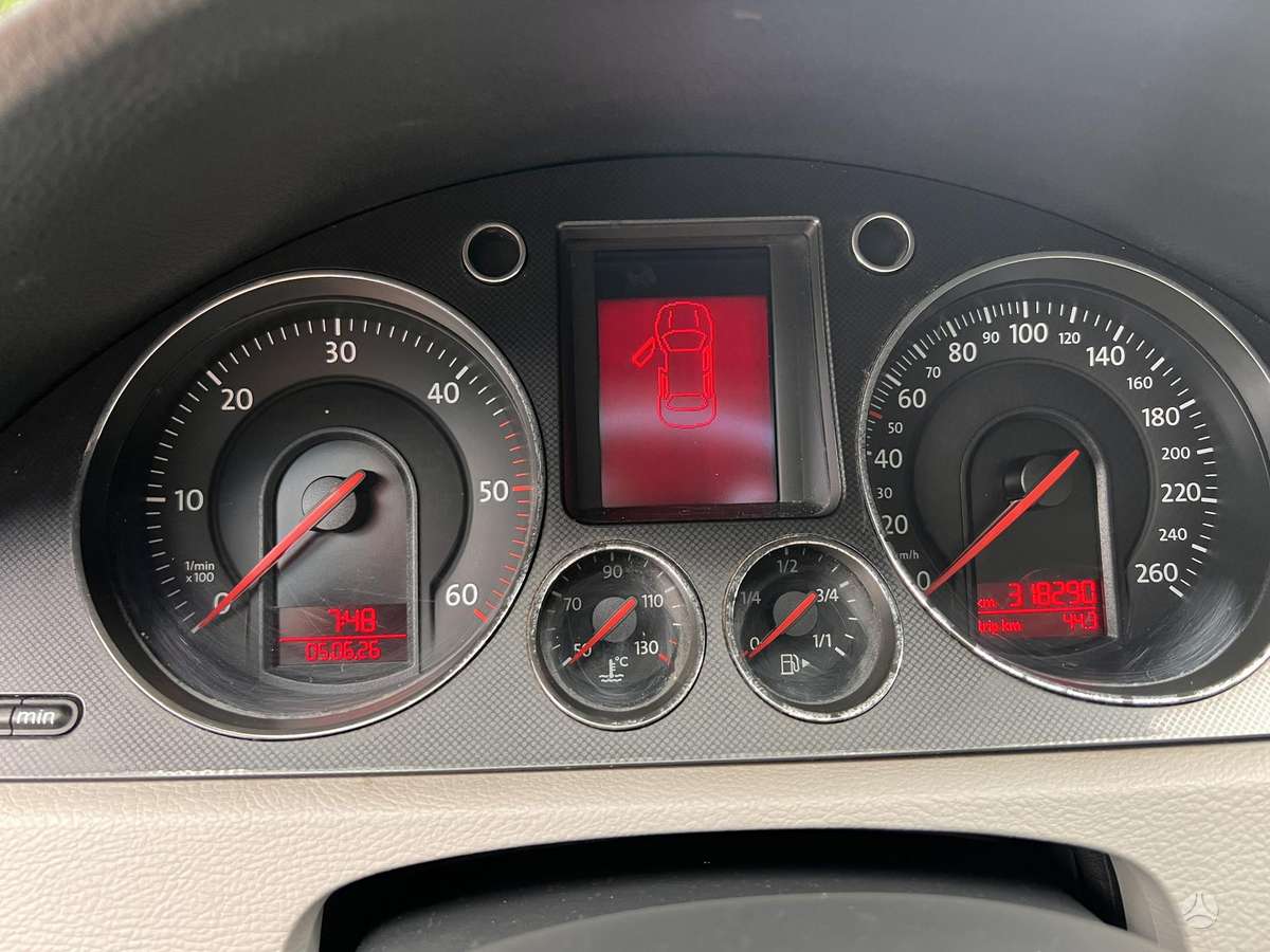 Volkswagen Passat, 2.0 l., Универсал