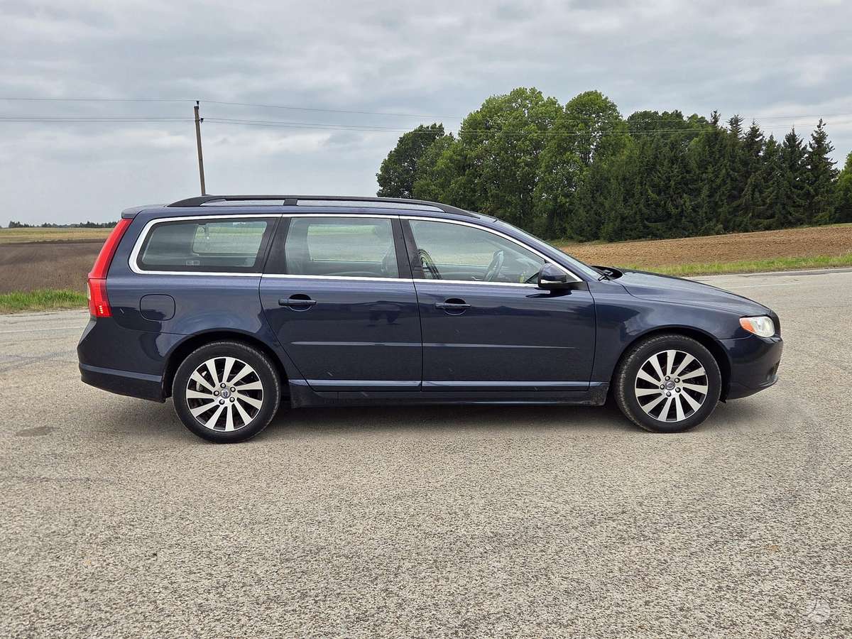 Volvo V70, 2.0 l., Универсал