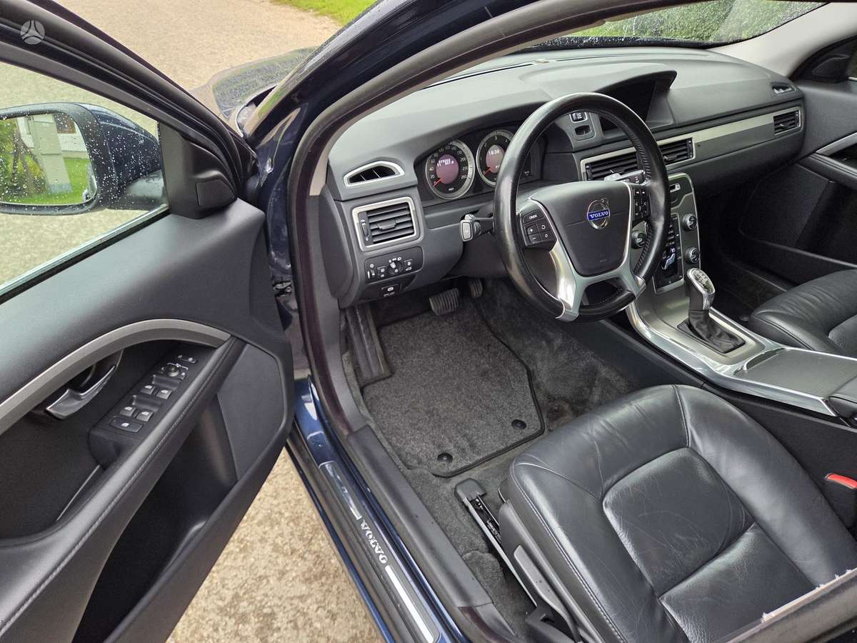 Volvo V70, 2.0 l., Универсал
