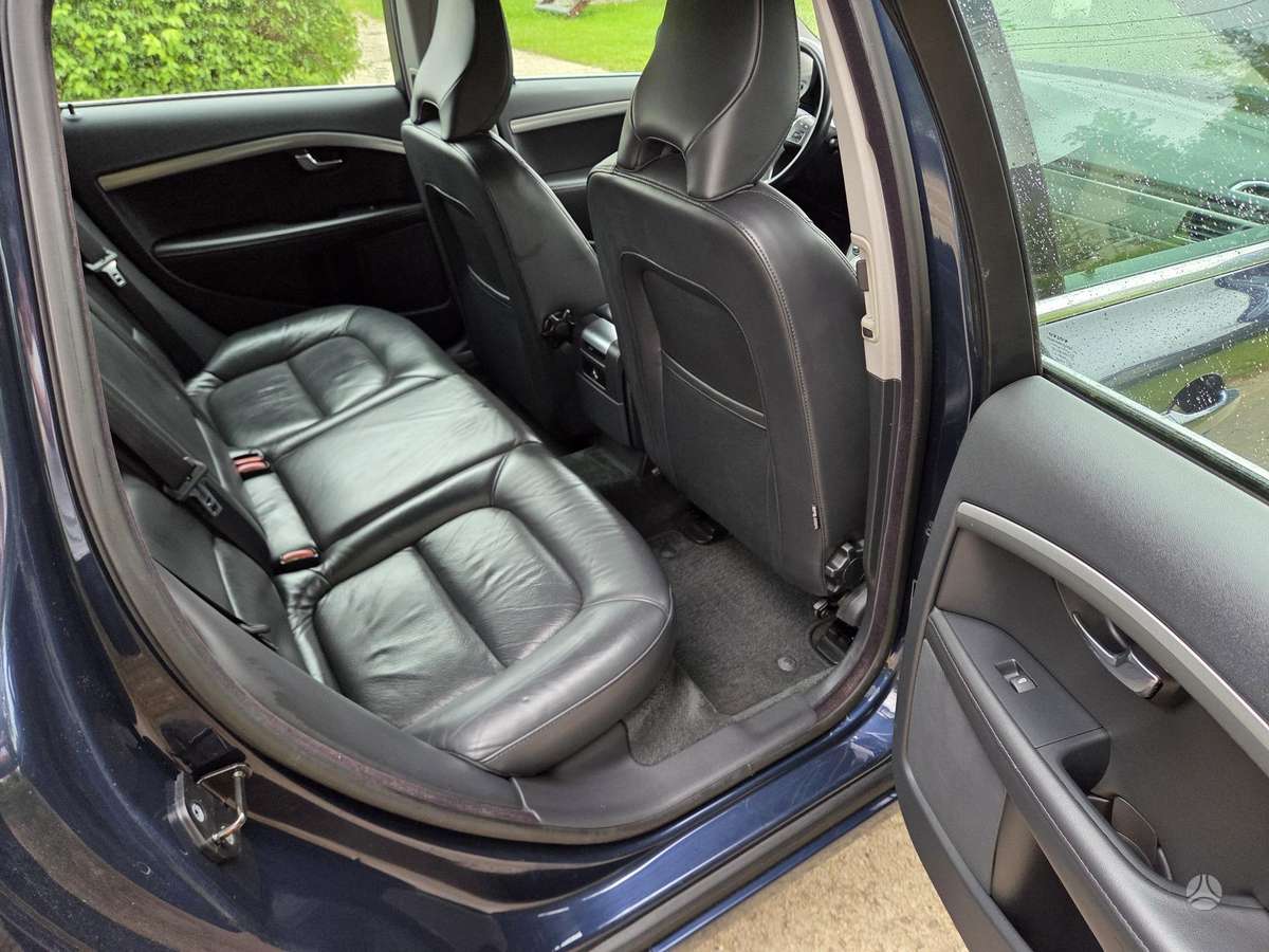 Volvo V70, 2.0 l., wagon