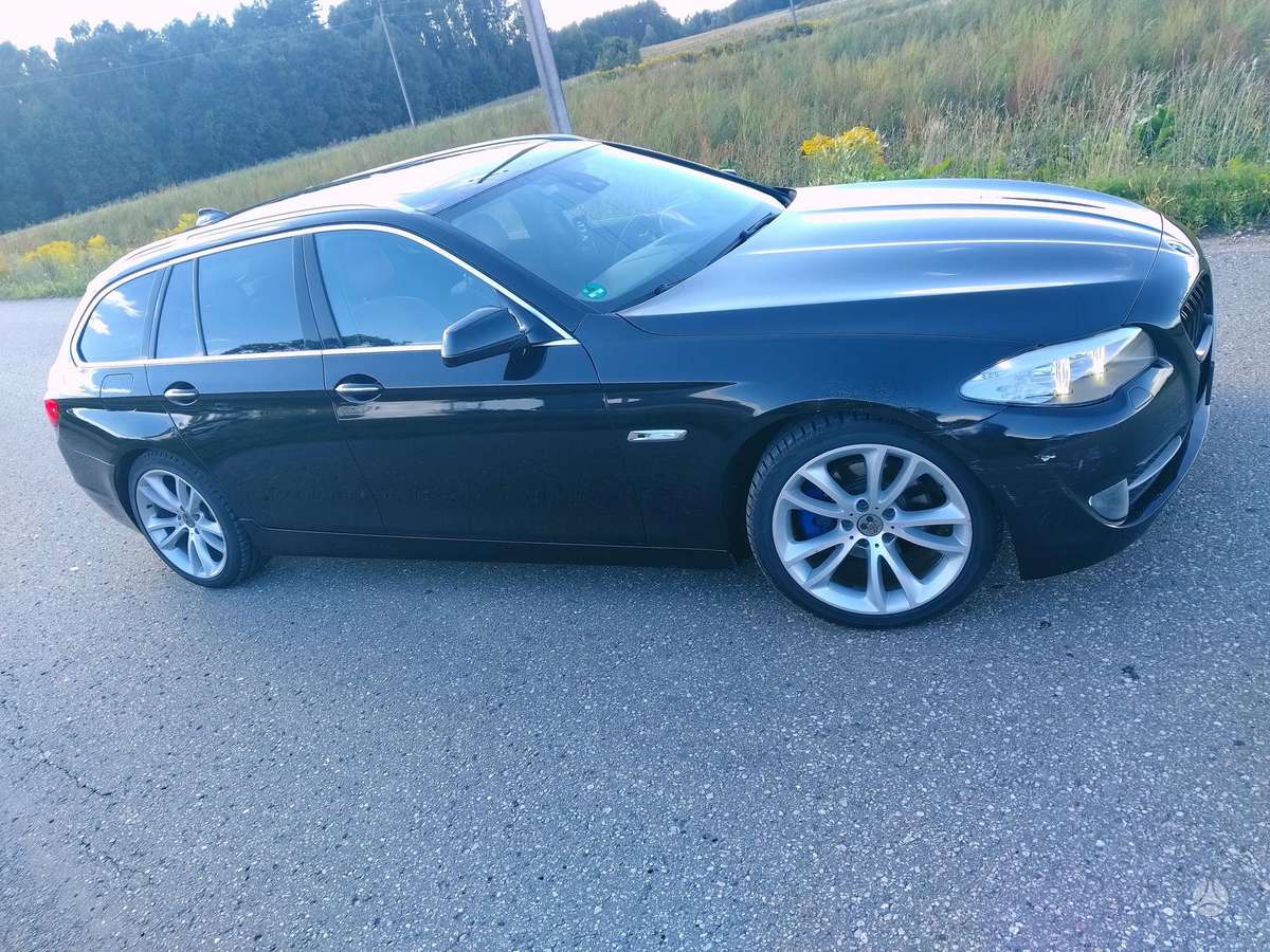 BMW 520, 2.0 l., universalas