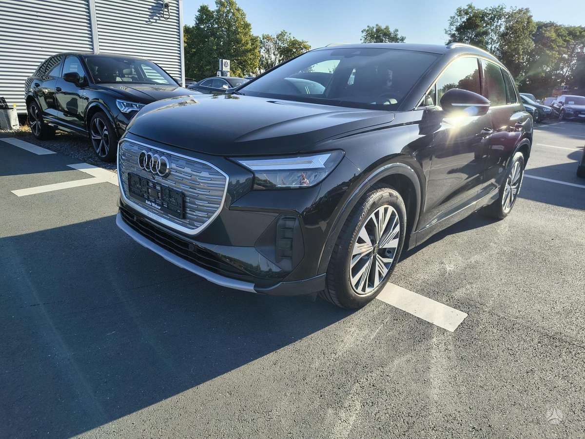 Audi Q4 e-tron, 82 kWh, mpv / minivan