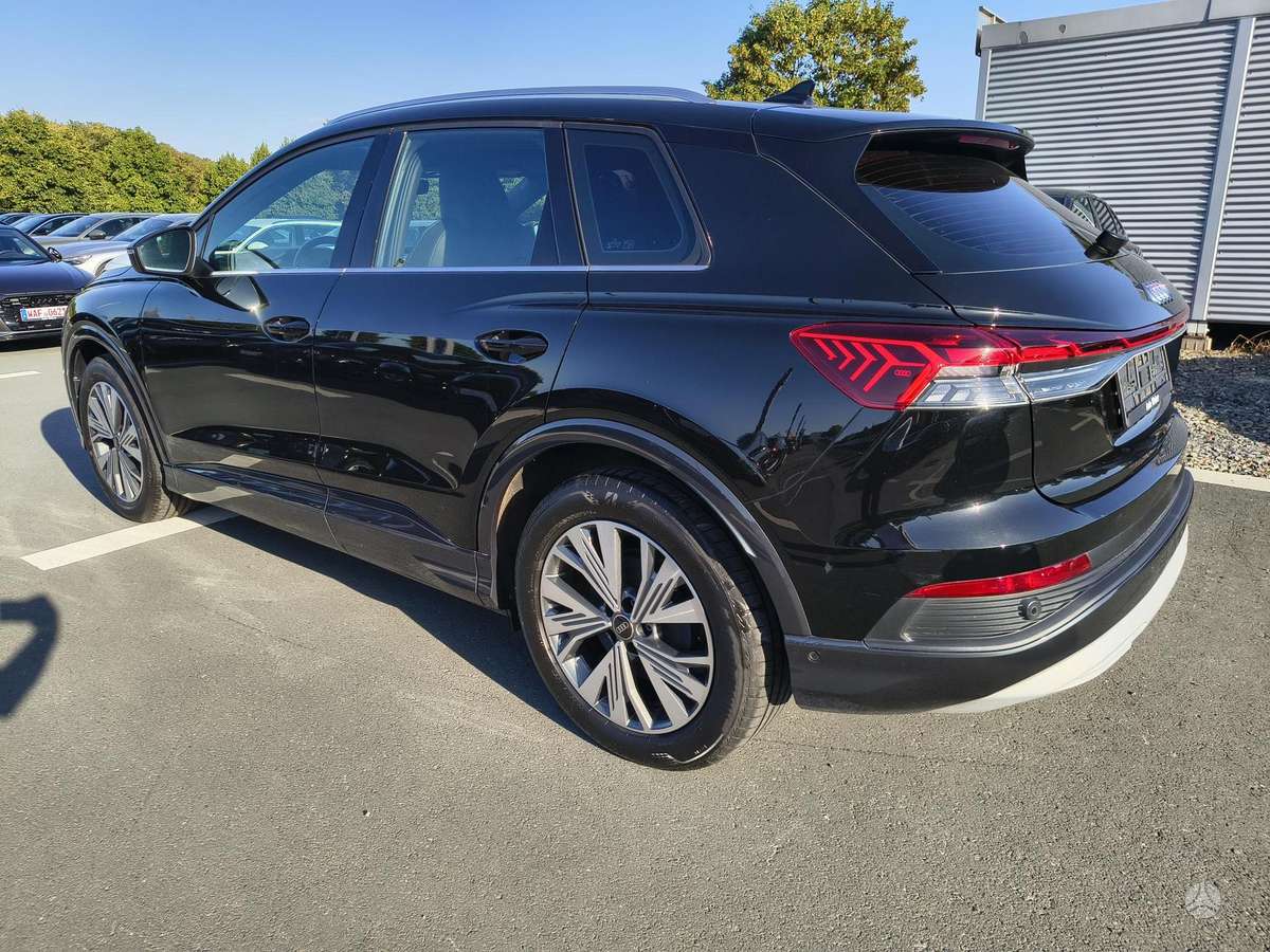 Audi Q4 e-tron, 82 kWh, mpv / minivan