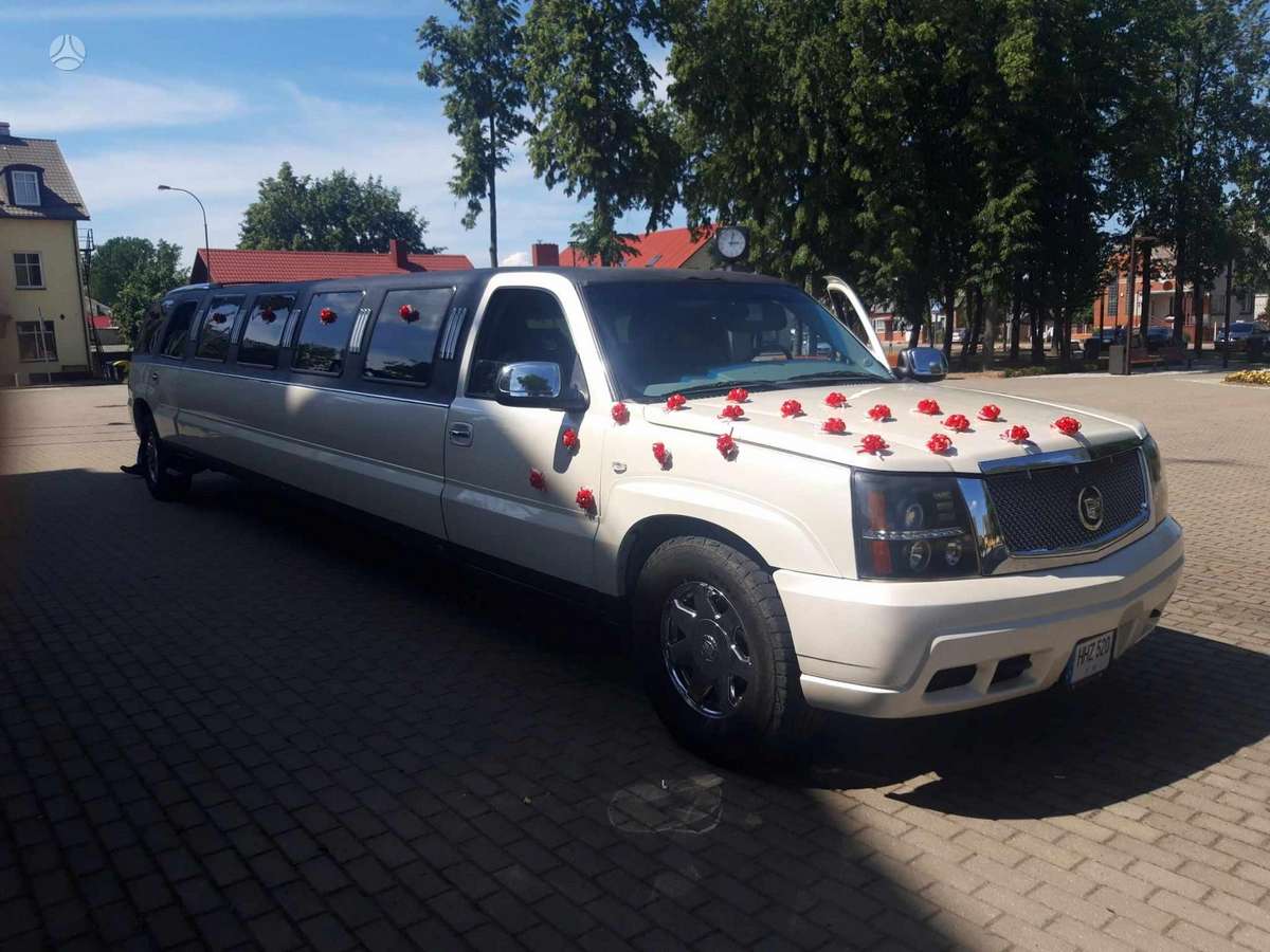 Cadillac Escalade, Лимузин