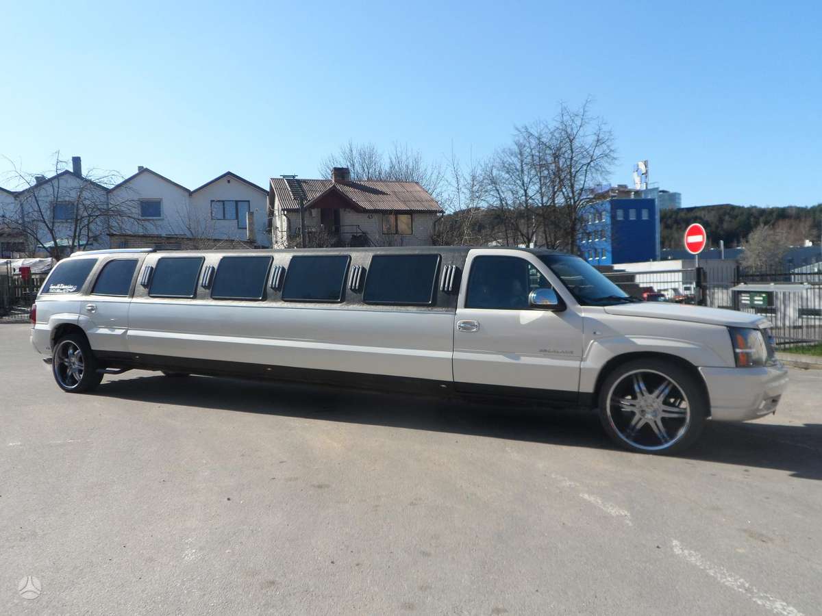 Cadillac Escalade, limuzinas