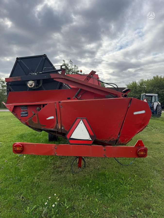 Dronningborg D9000 JUMBO, combine harvesters