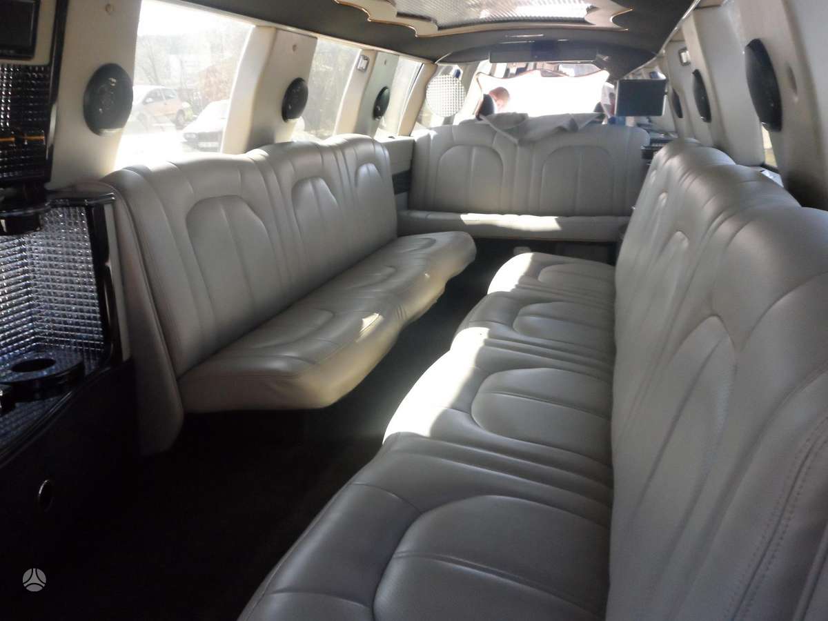 Cadillac Escalade, limousine