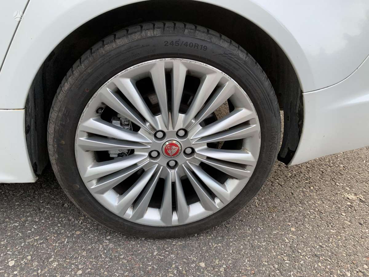 Jaguar XF, 2.2 l., Универсал