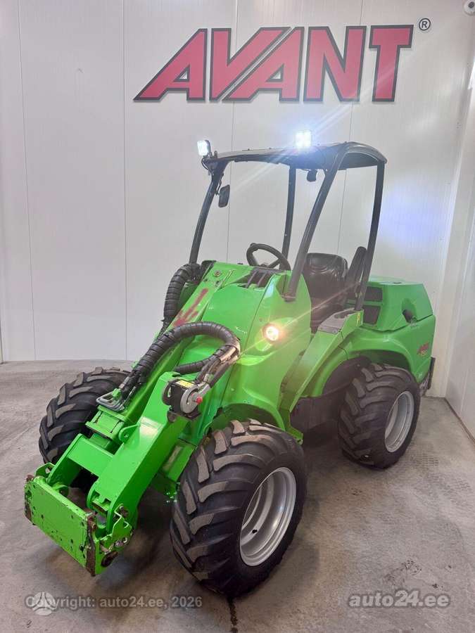Avant M750 2.4 36 kW, self-propelled loaders