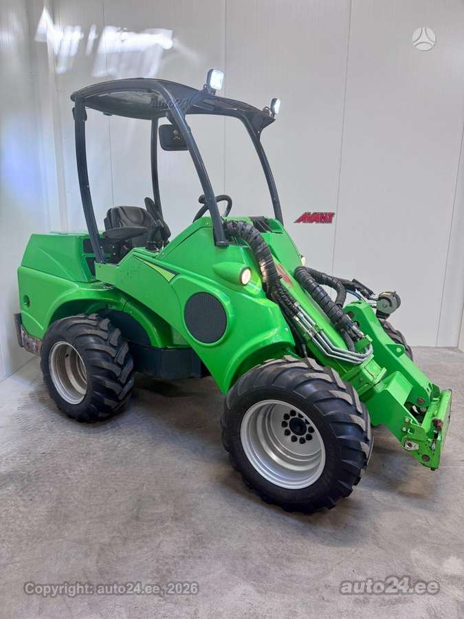 Avant M750 2.4 36 kW, self-propelled loaders