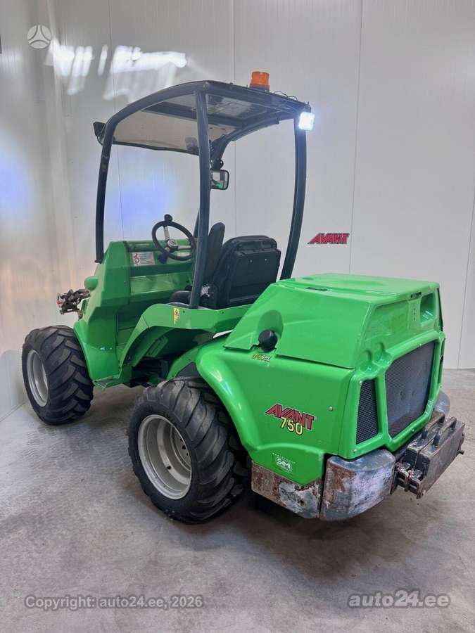 Avant M750 2.4 36 kW, self-propelled loaders