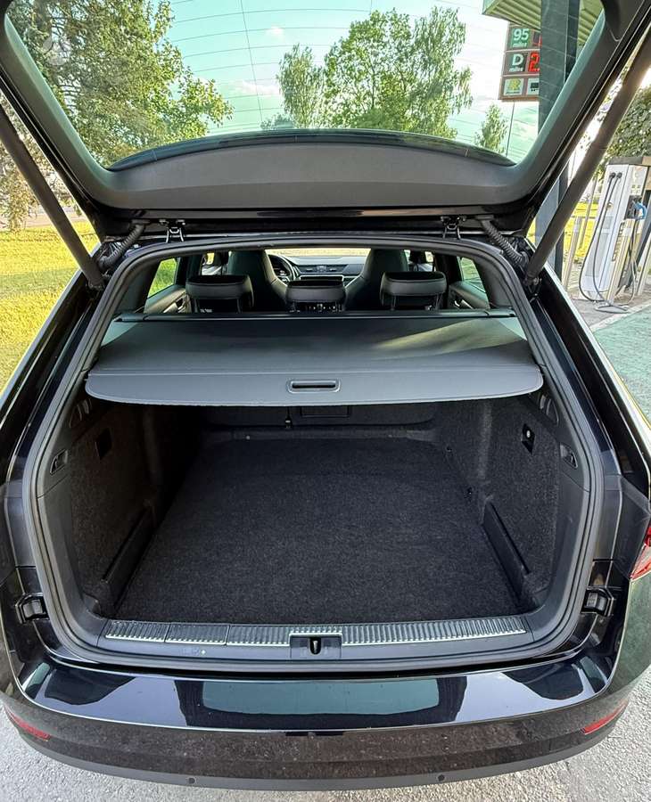 Skoda Superb, 2.0 l., Универсал