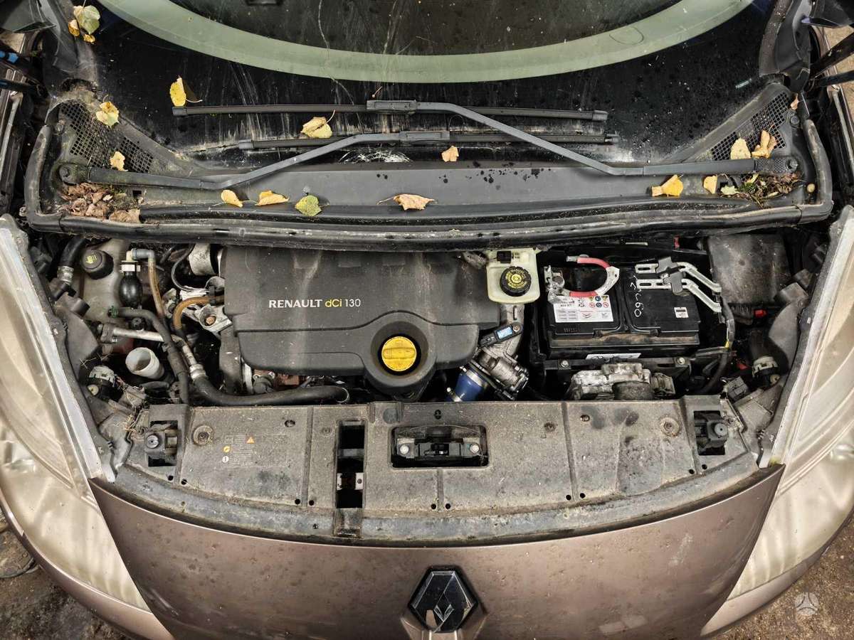Renault Grand Scenic по частям. Dalimis