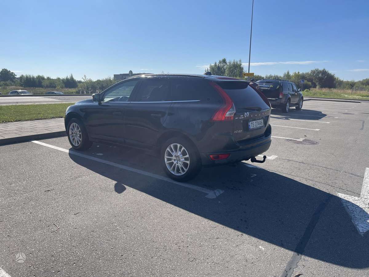 Volvo XC60 - 8