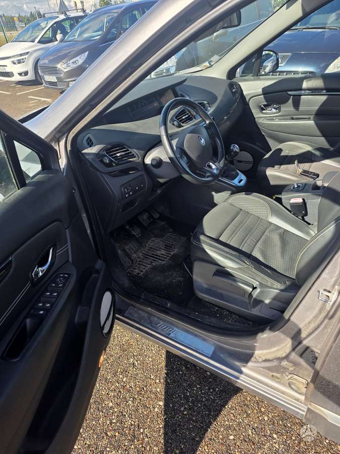 Renault Scenic, 1.5 l., Минивэн