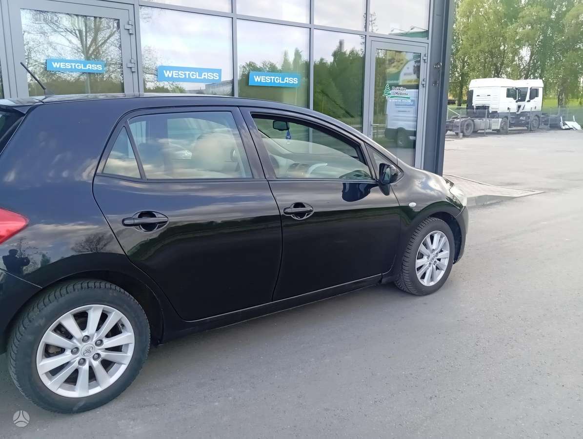 Toyota Auris - 3