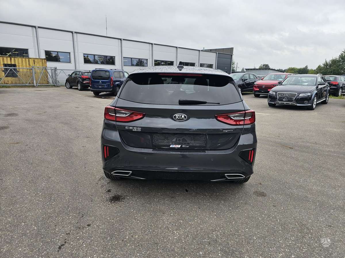 Kia Ceed, 1.6 l., hatchback