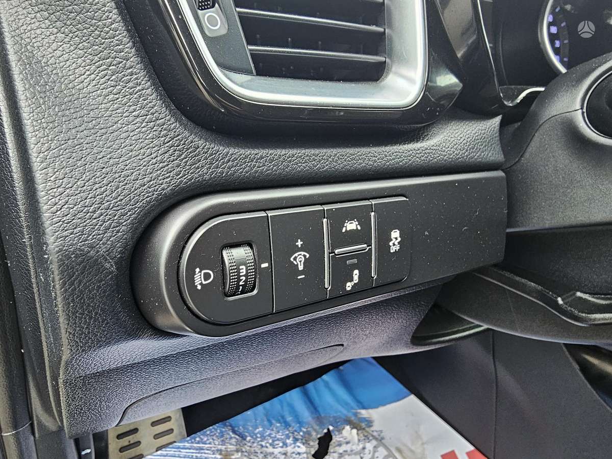 Kia Ceed, 1.6 l., hatchback