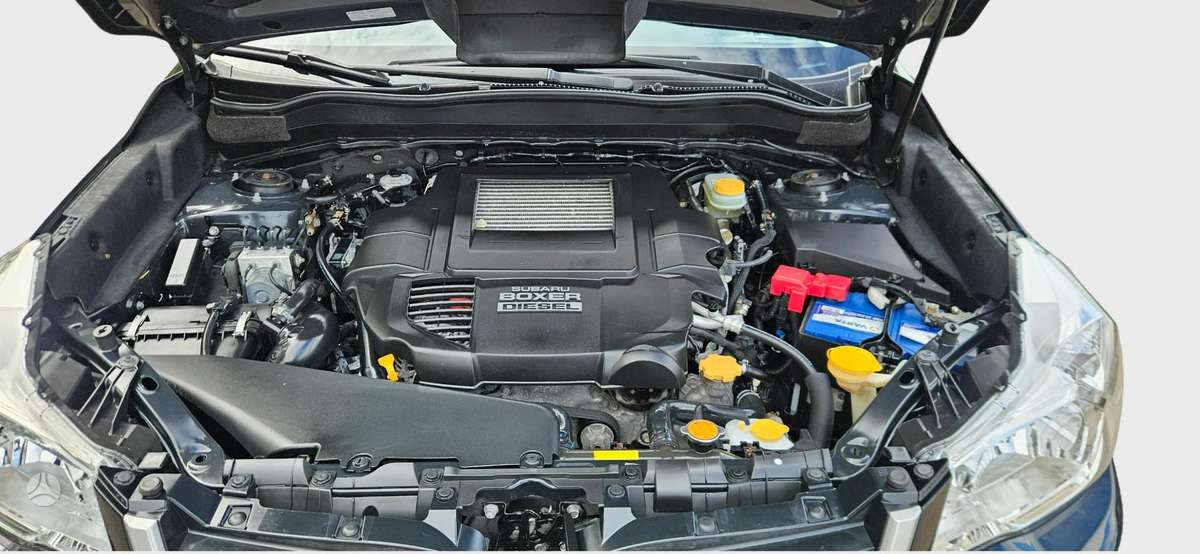 Subaru Forester, 2.0 l., Внедорожник / Кроссовер