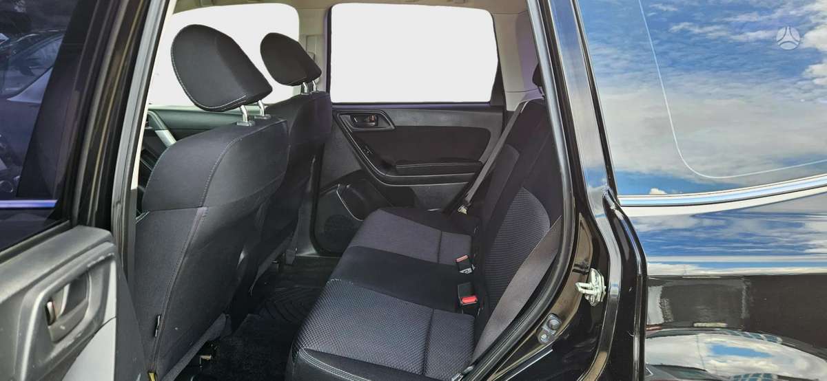 Subaru Forester, 2.0 l., Внедорожник / Кроссовер