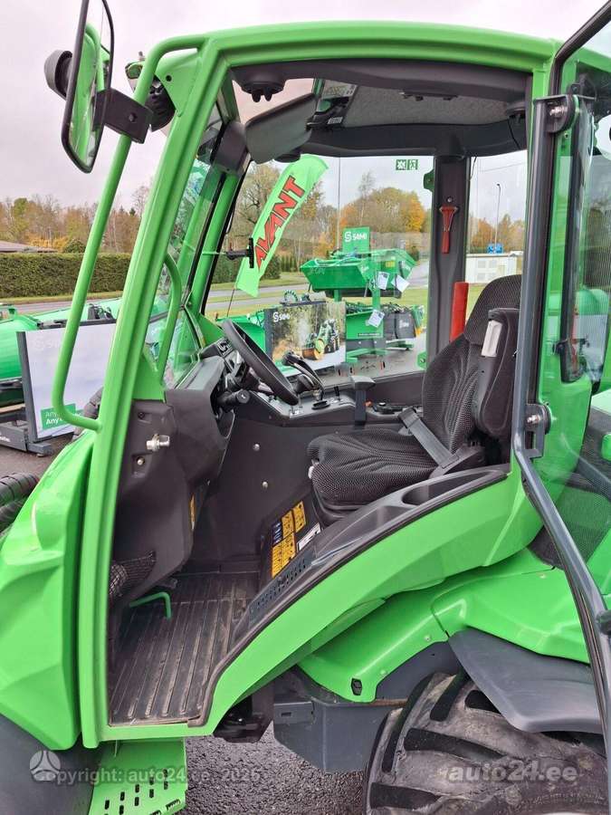 Avant 760i 42 kW, self-propelled loaders