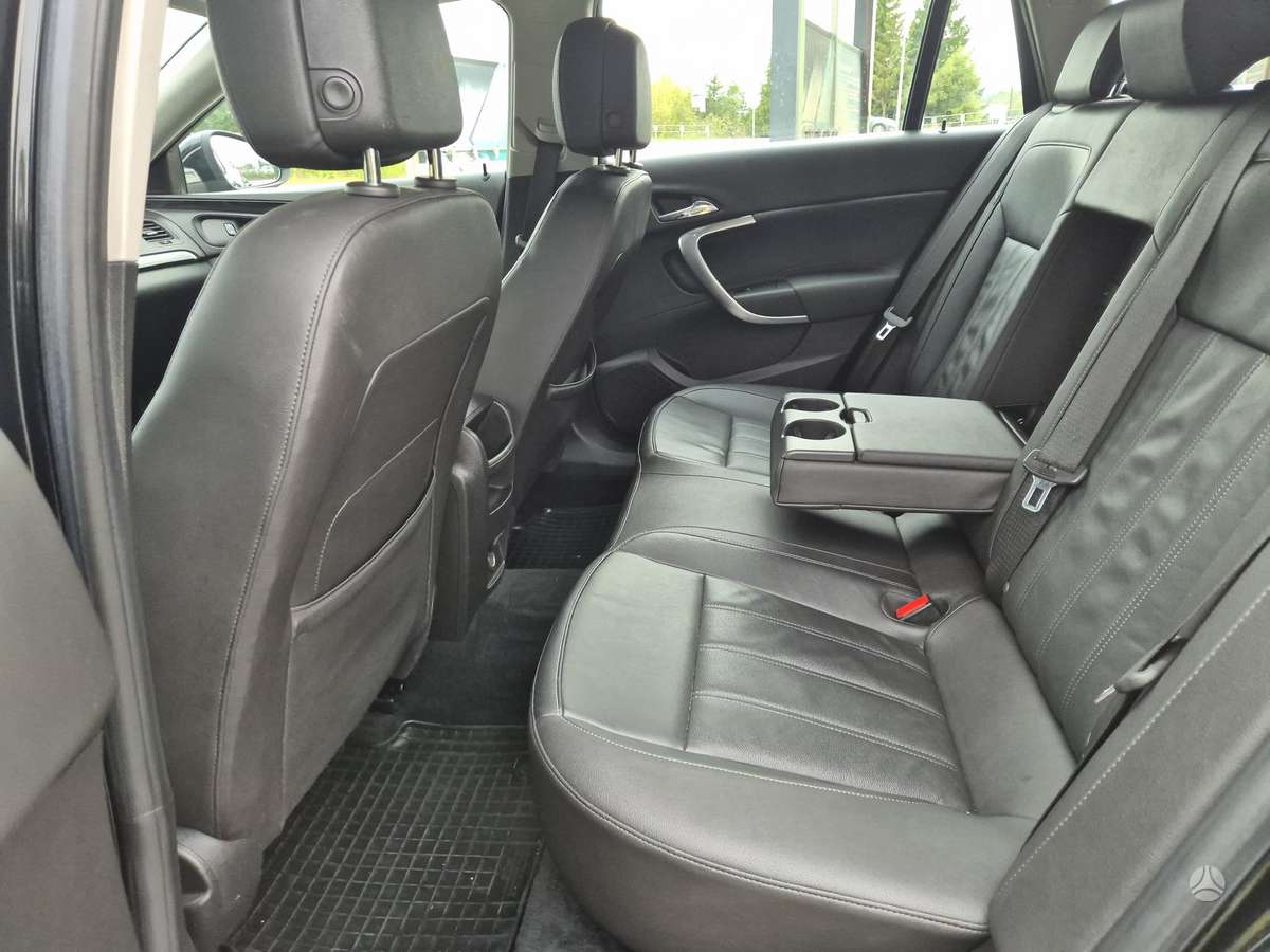 Opel Insignia, 2.0 l., Универсал