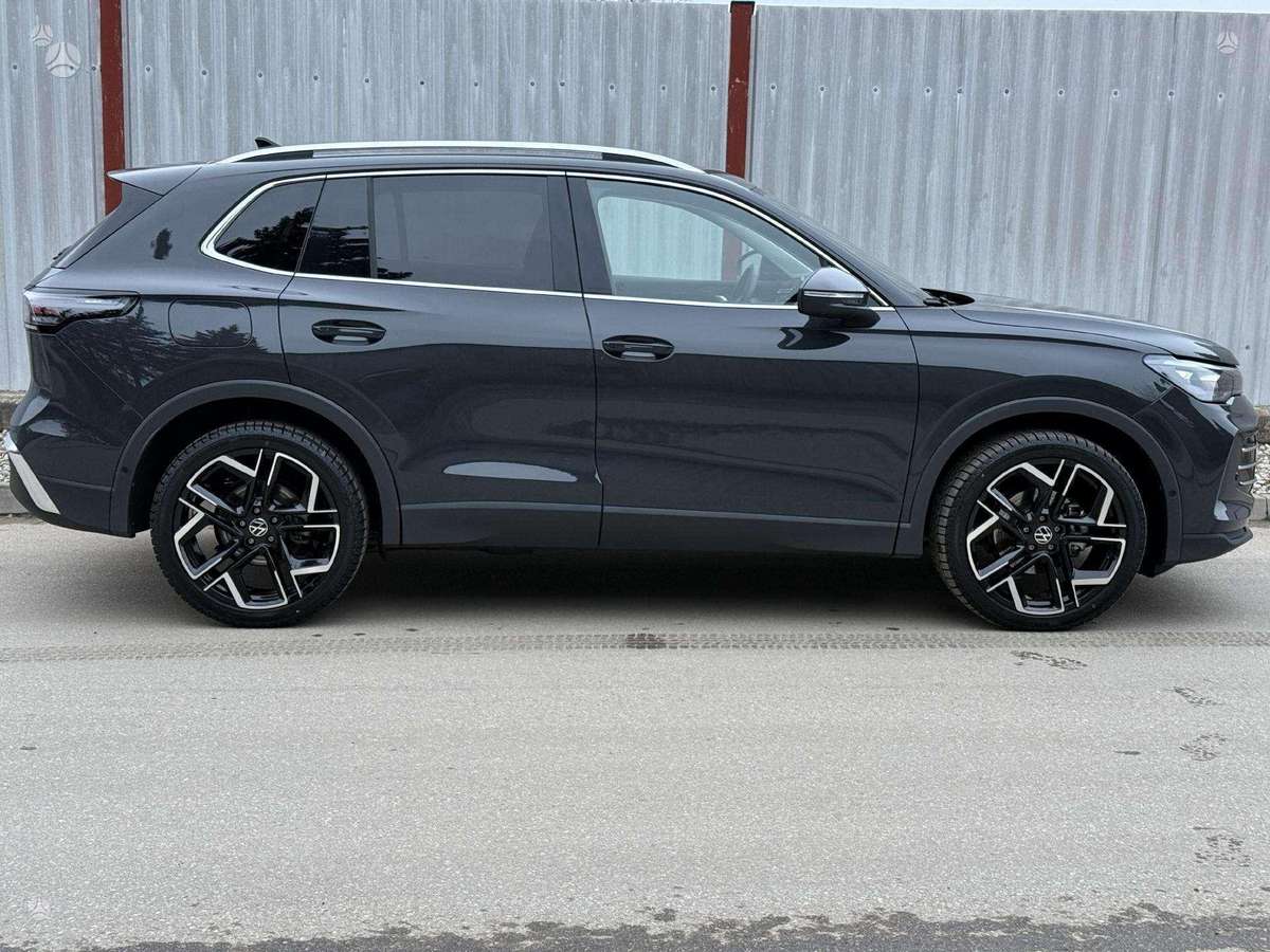 Volkswagen Tiguan - 3