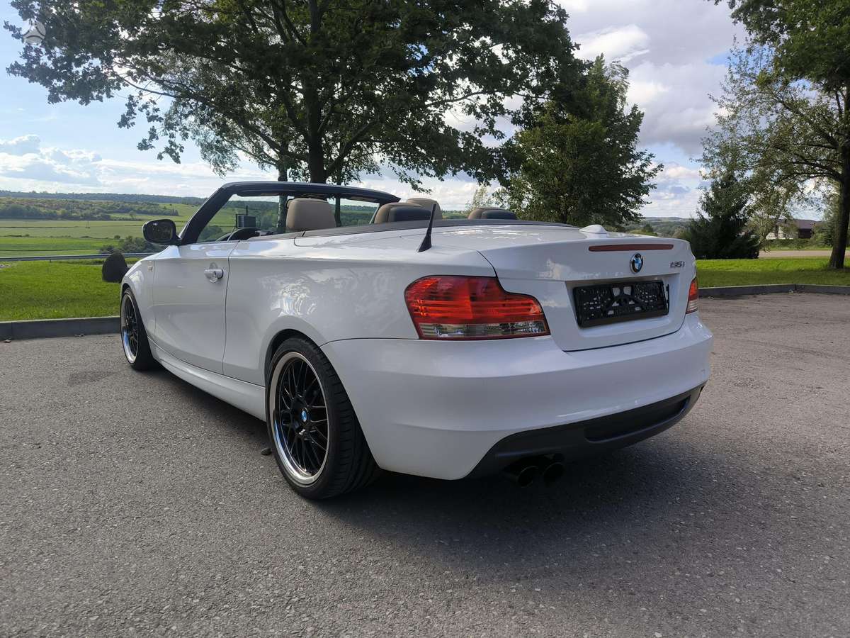 BMW 135, 3.0 l., Кабриолет