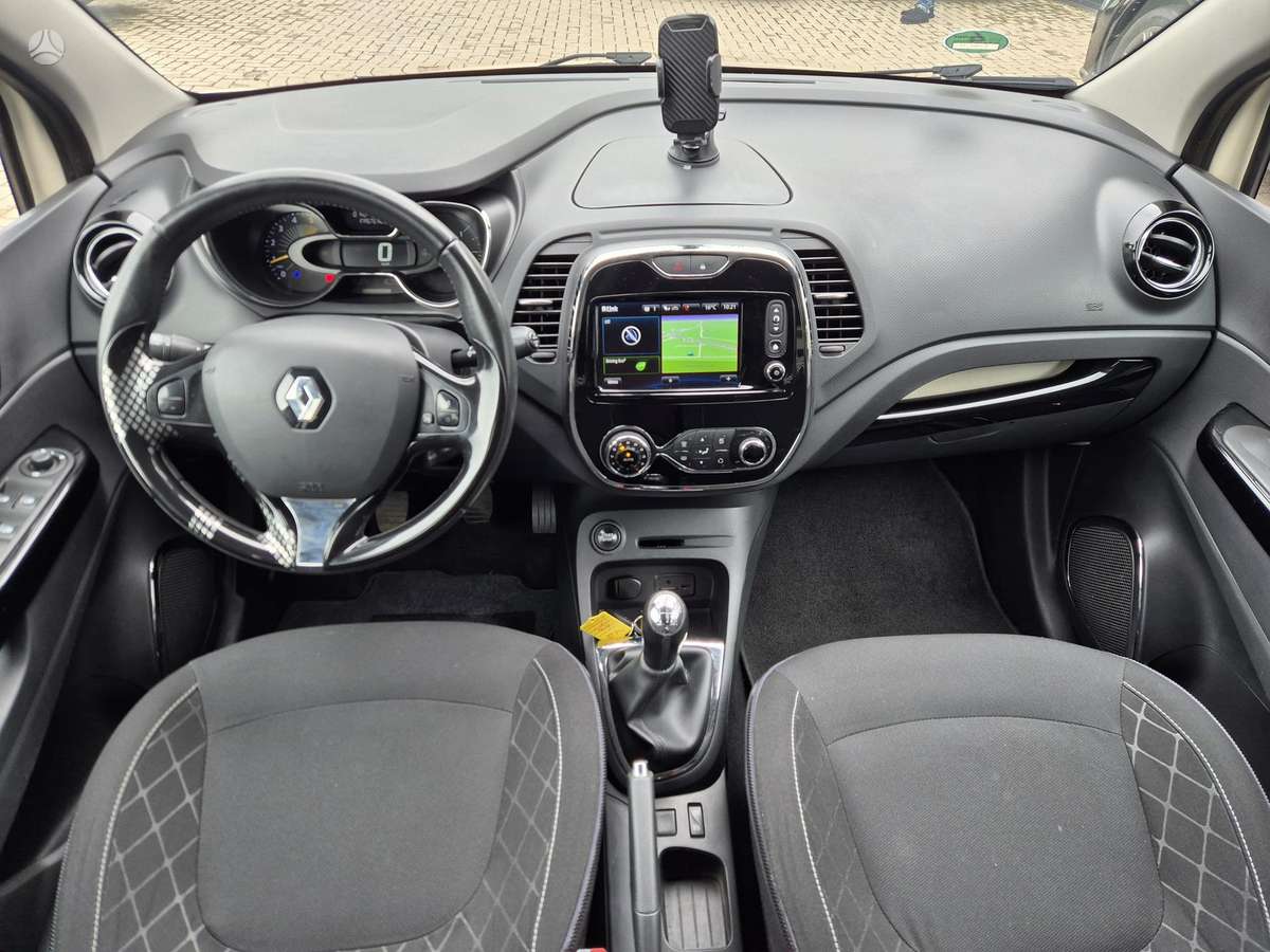 Renault Captur, 1.5 l., off-road / crossover