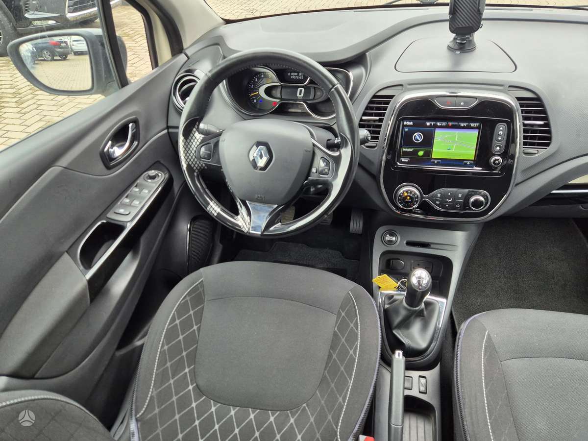 Renault Captur, 1.5 l., Внедорожник / Кроссовер