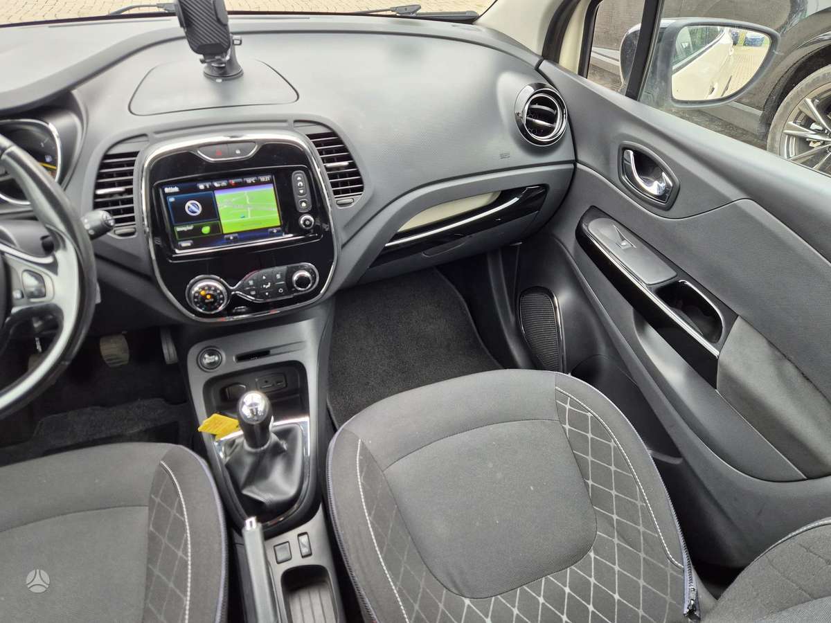 Renault Captur, 1.5 l., Внедорожник / Кроссовер