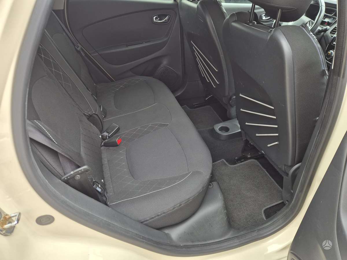 Renault Captur, 1.5 l., off-road / crossover