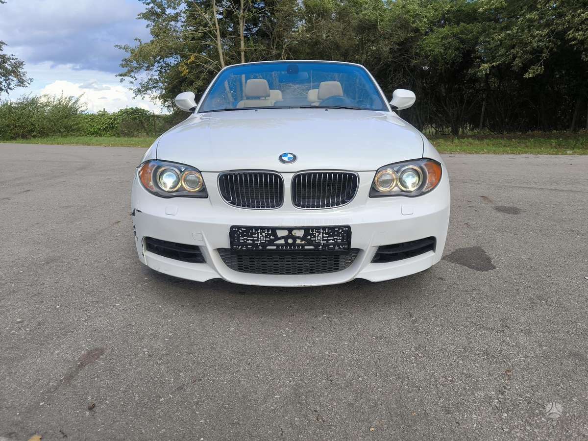 BMW 135, 3.0 l., Кабриолет