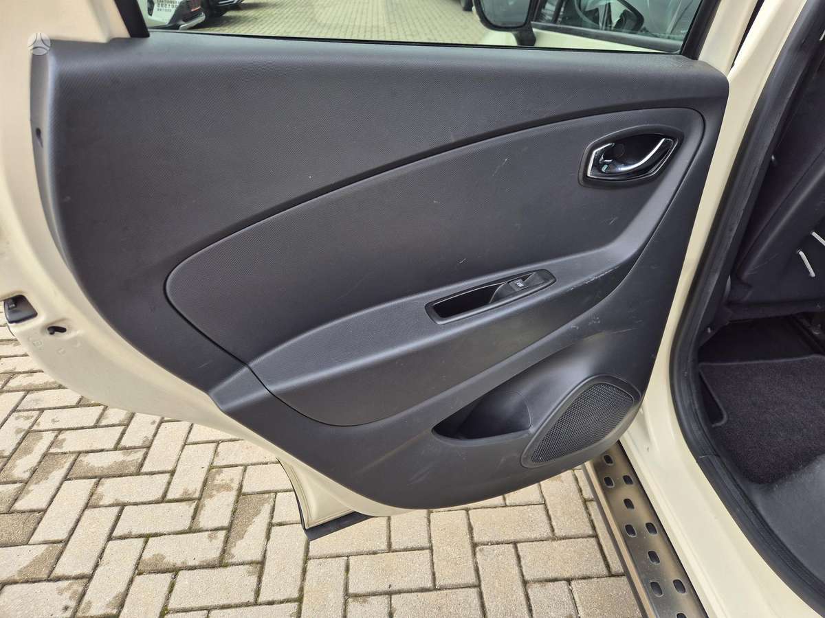 Renault Captur, 1.5 l., off-road / crossover