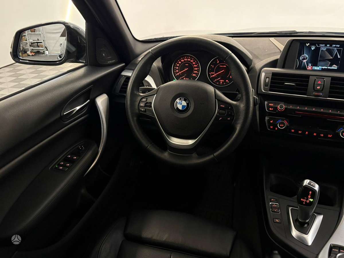 BMW 120, 2.0 l., Хэтчбек