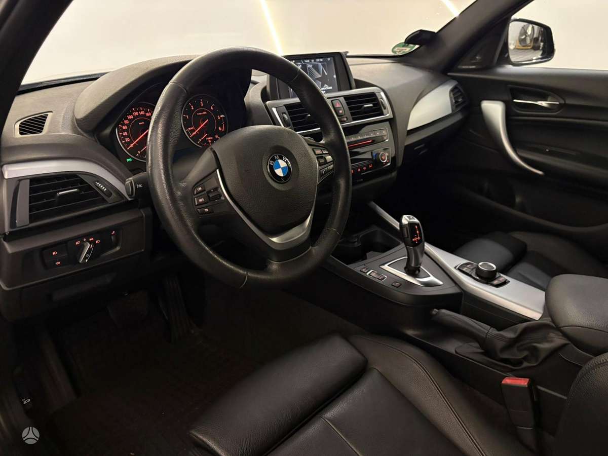 BMW 120, 2.0 l., Хэтчбек