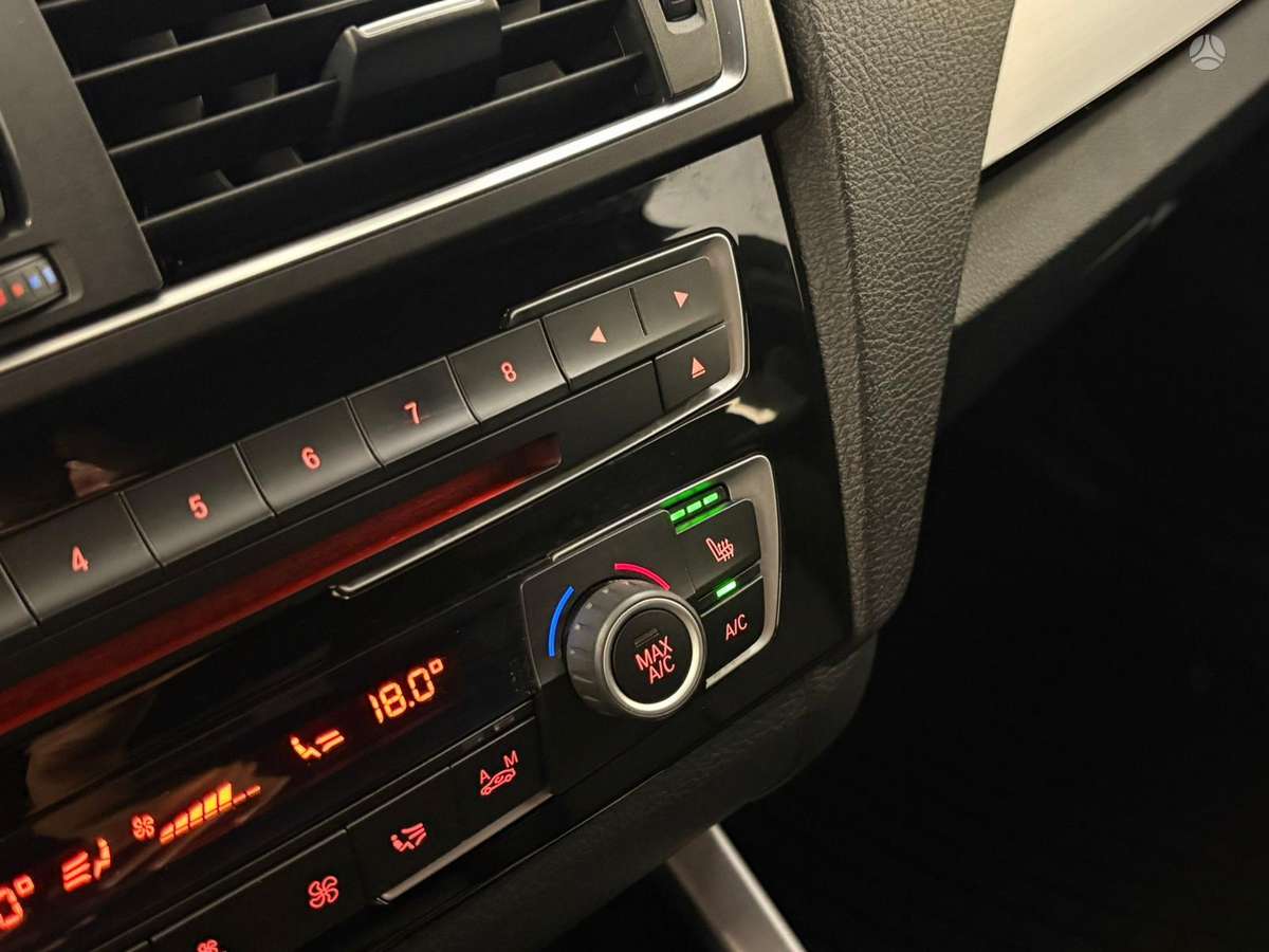 BMW 120, 2.0 l., Хэтчбек