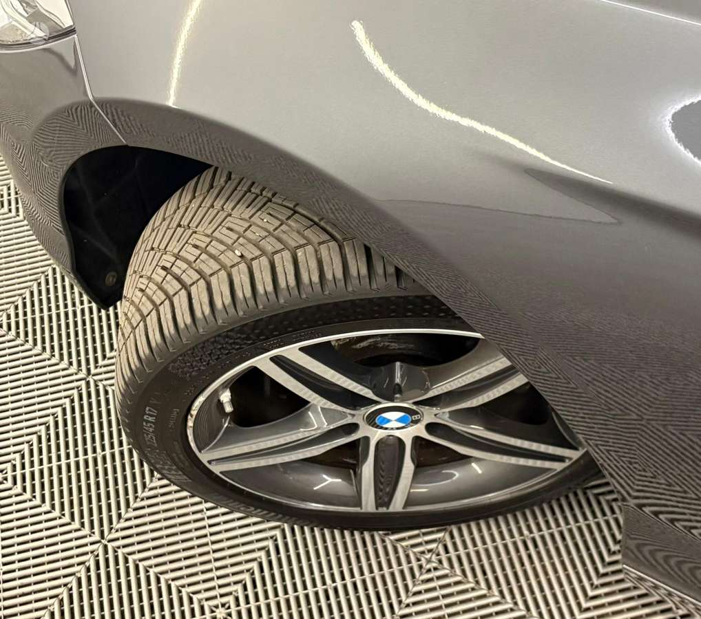 BMW 120, 2.0 l., Хэтчбек