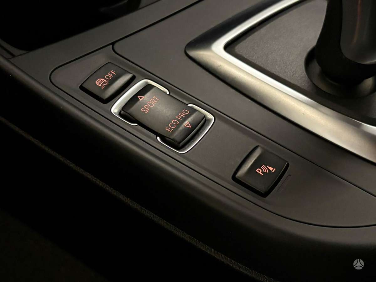 BMW 120, 2.0 l., Хэтчбек