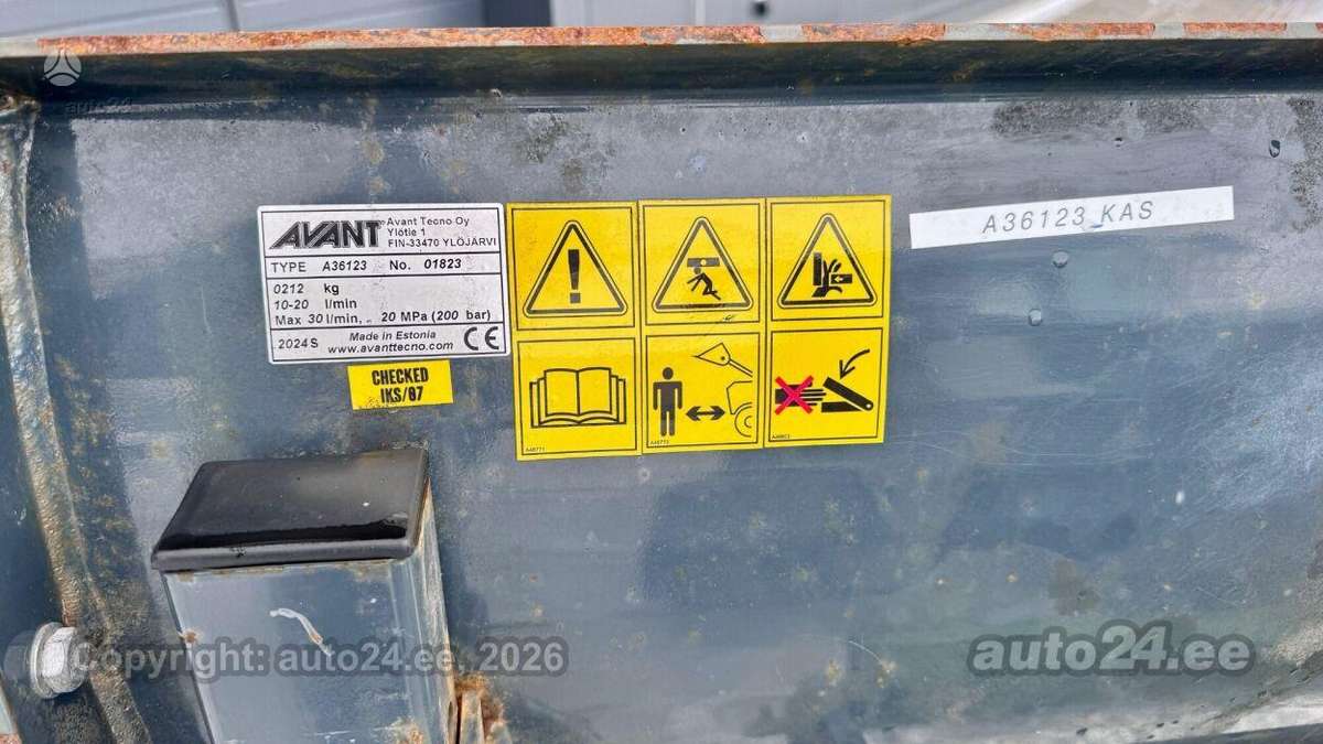 AVANT 2000 mm stumdymo peilis, pushers