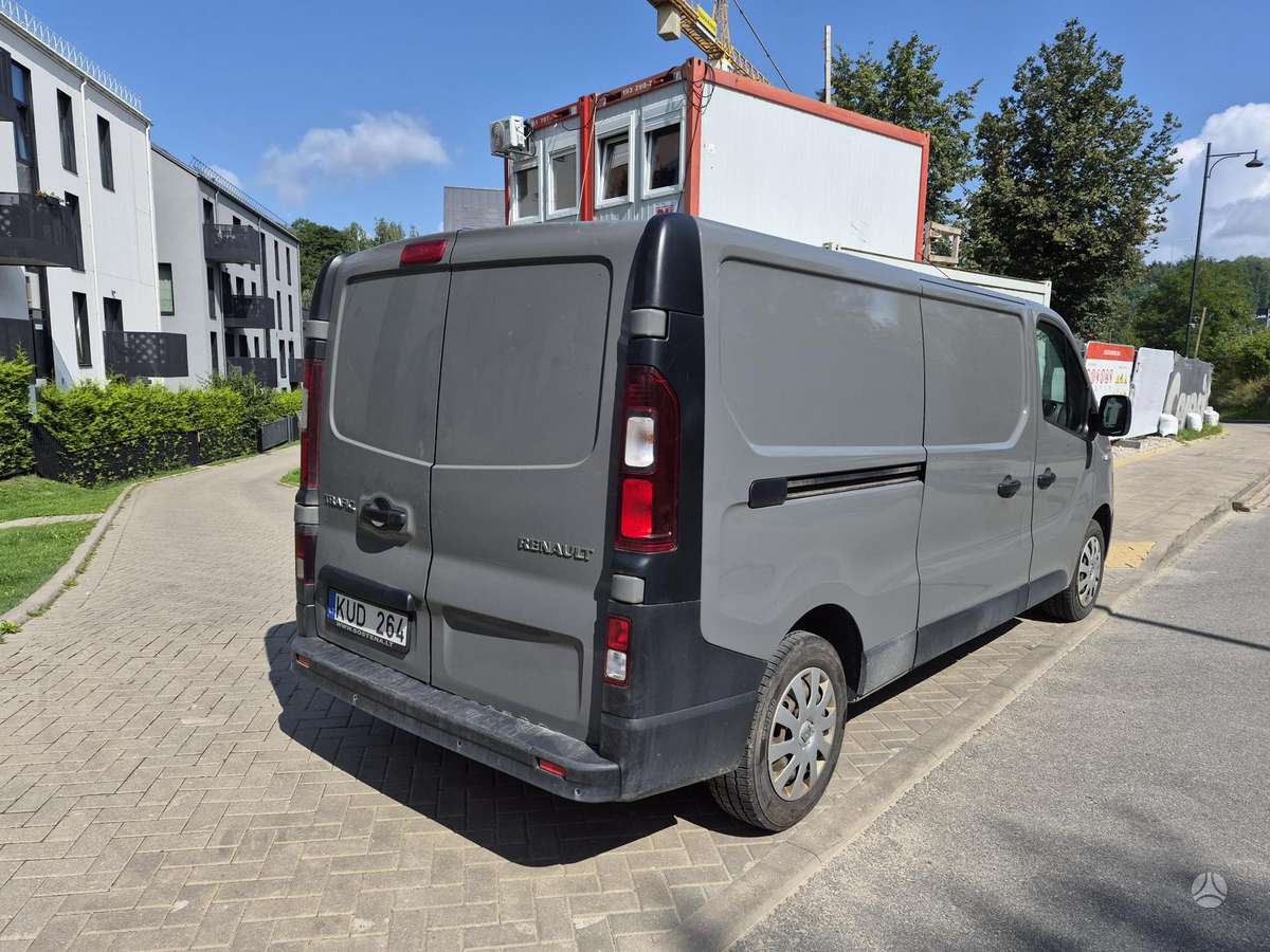 Renault Trafic - 6