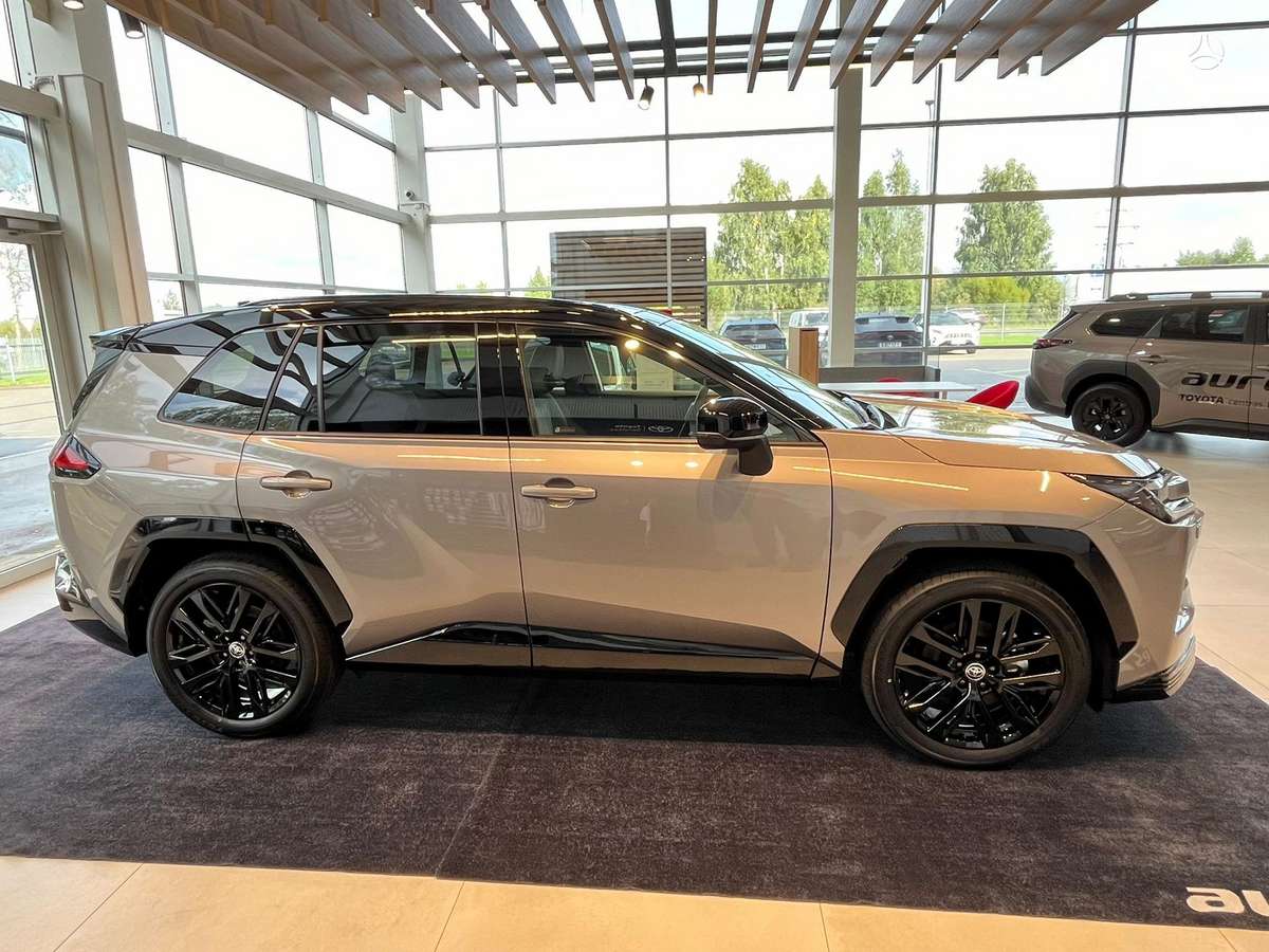 Toyota RAV4 - 4