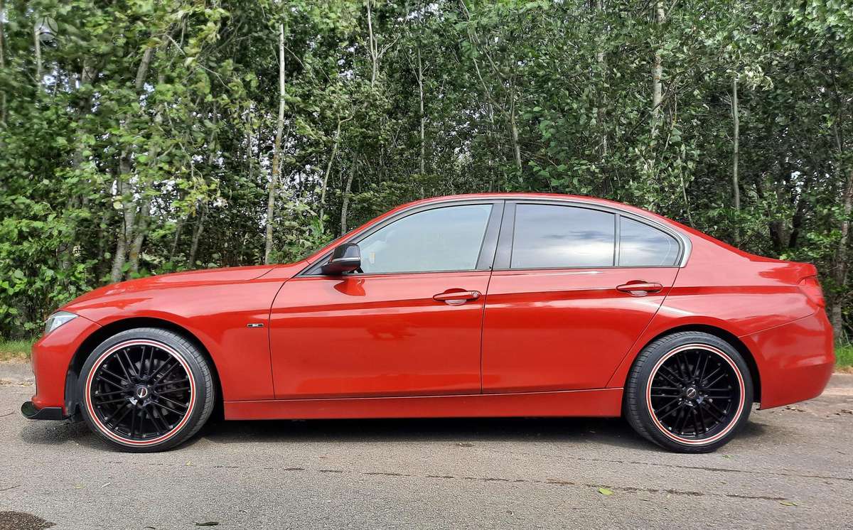 BMW 320, 2.0 l., Седан