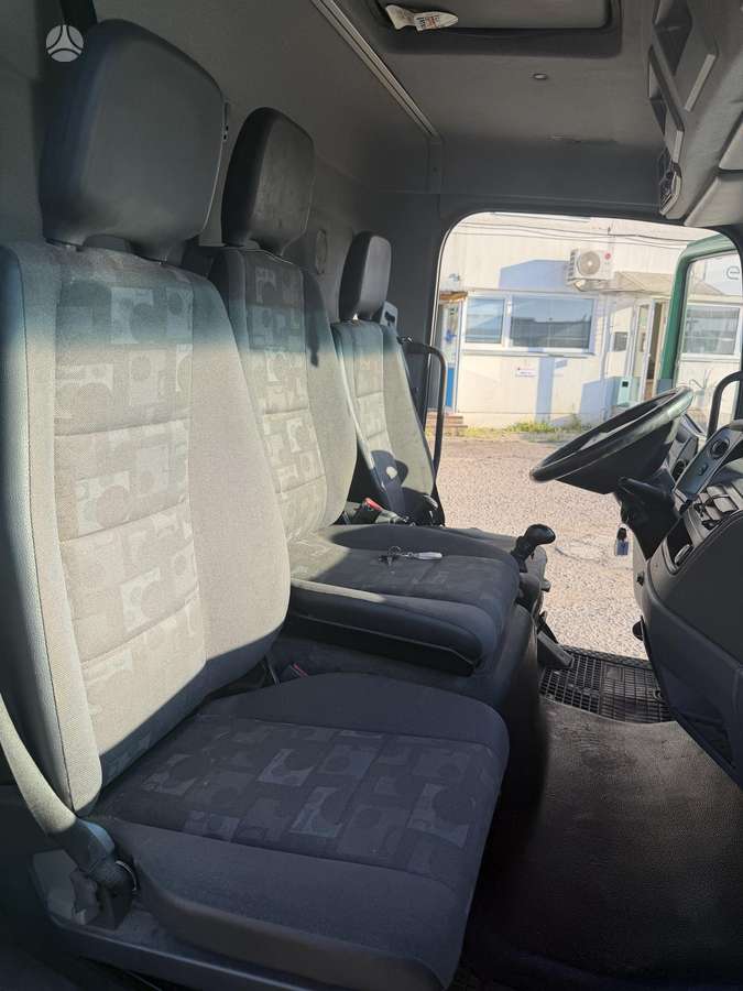 Mercedes-Benz Atego, box trucks / box vans